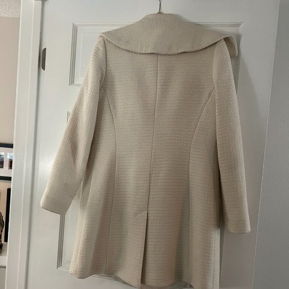 Trina Turk Textured Cream Winter Coat - Picture 11 of 12